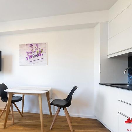 Apartment Nearto Old Town Sebastiana Street Cracovia Exterior foto